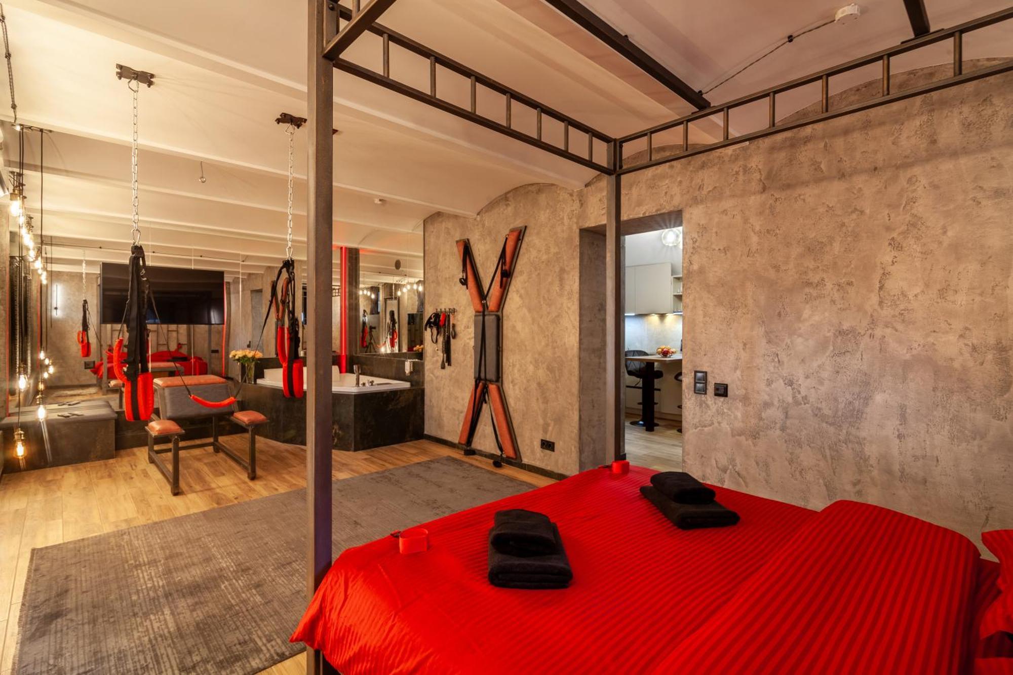 לבוב Royal Hot Jucuzzi Apartment מראה חיצוני תמונה
